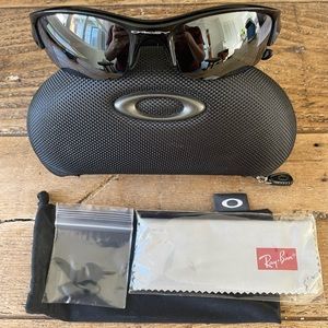 Oakley Flak Jacket Sunglasses. NWOT